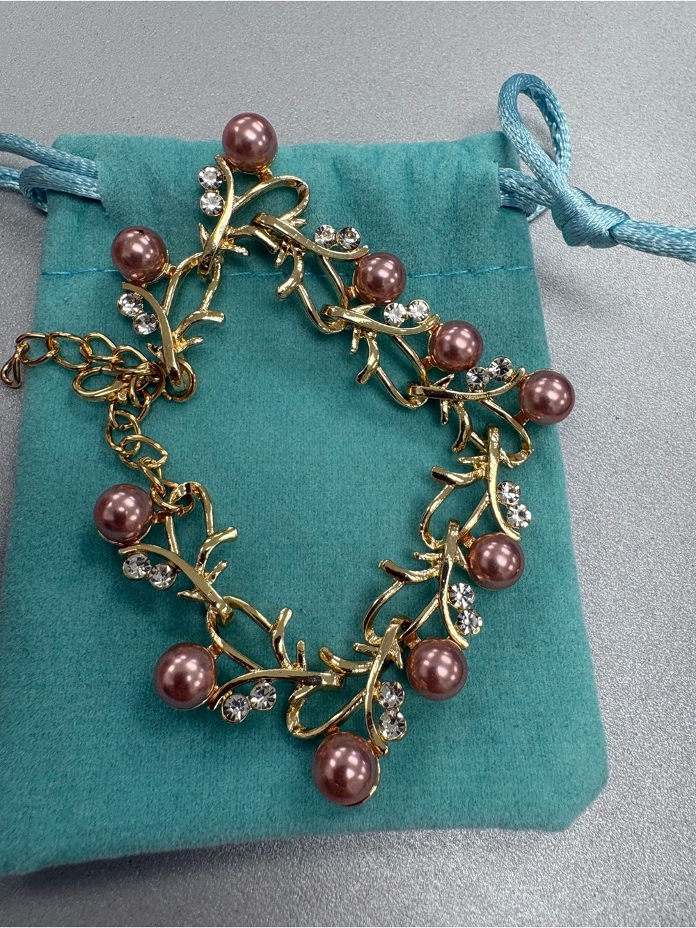 Vintage Gold Tone Leaf Vine Link Bracelet Pink Faux Pearl Rhinestone Adjustable